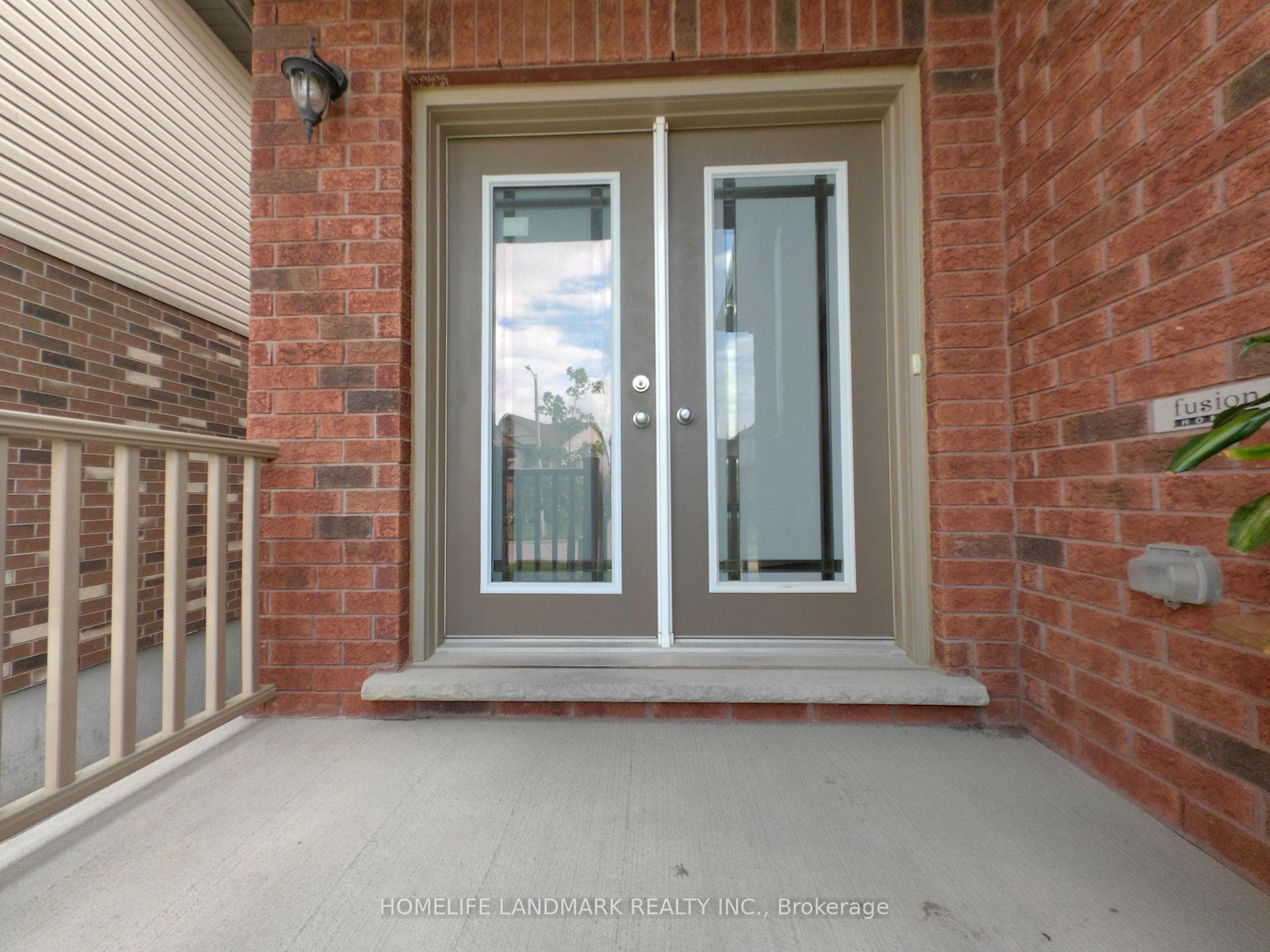 7 Dudley Drive photo 3