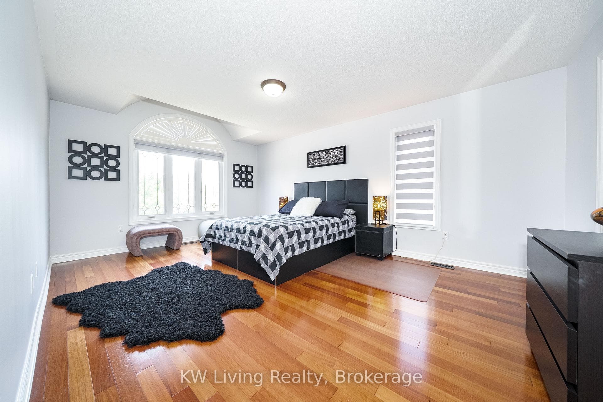 76 Silver Rose Crescent photo 31