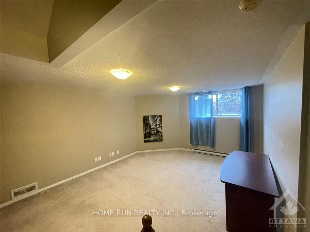 25 COVINGTON Place photo 13