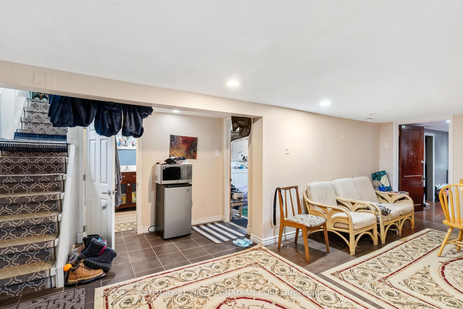 594 Highbury Avenue photo 22