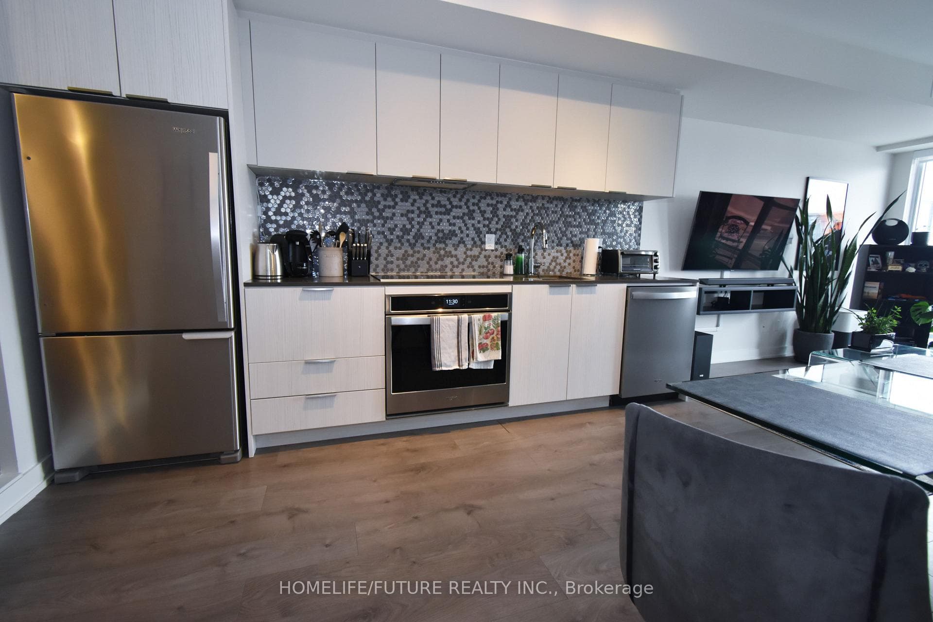 2 Sonic Way Unit 2101 photo 4