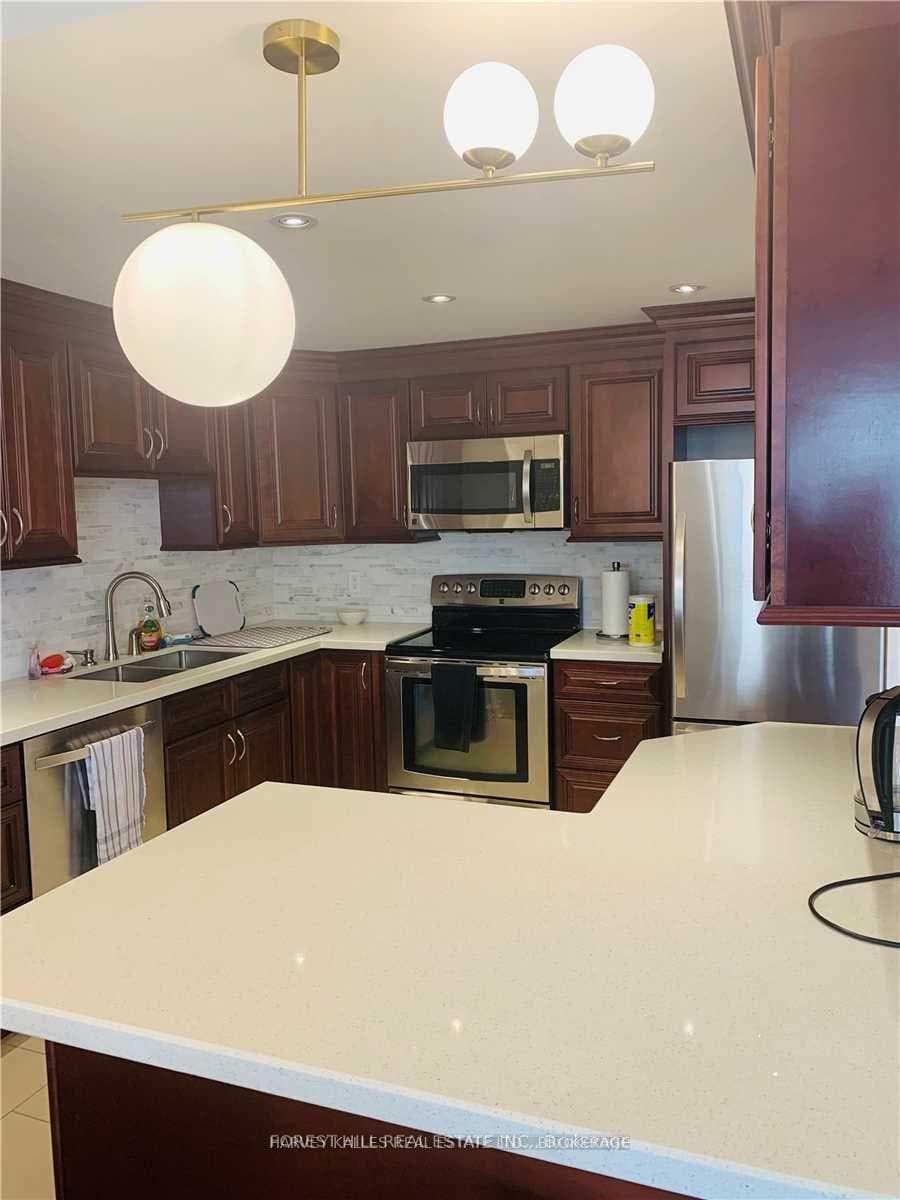 500 Glencairn Avenue Unit 303 photo 5