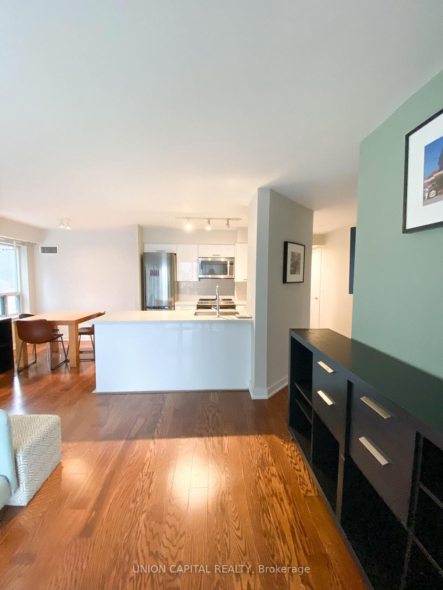 255 Richmond Street Unit 1504 photo 10