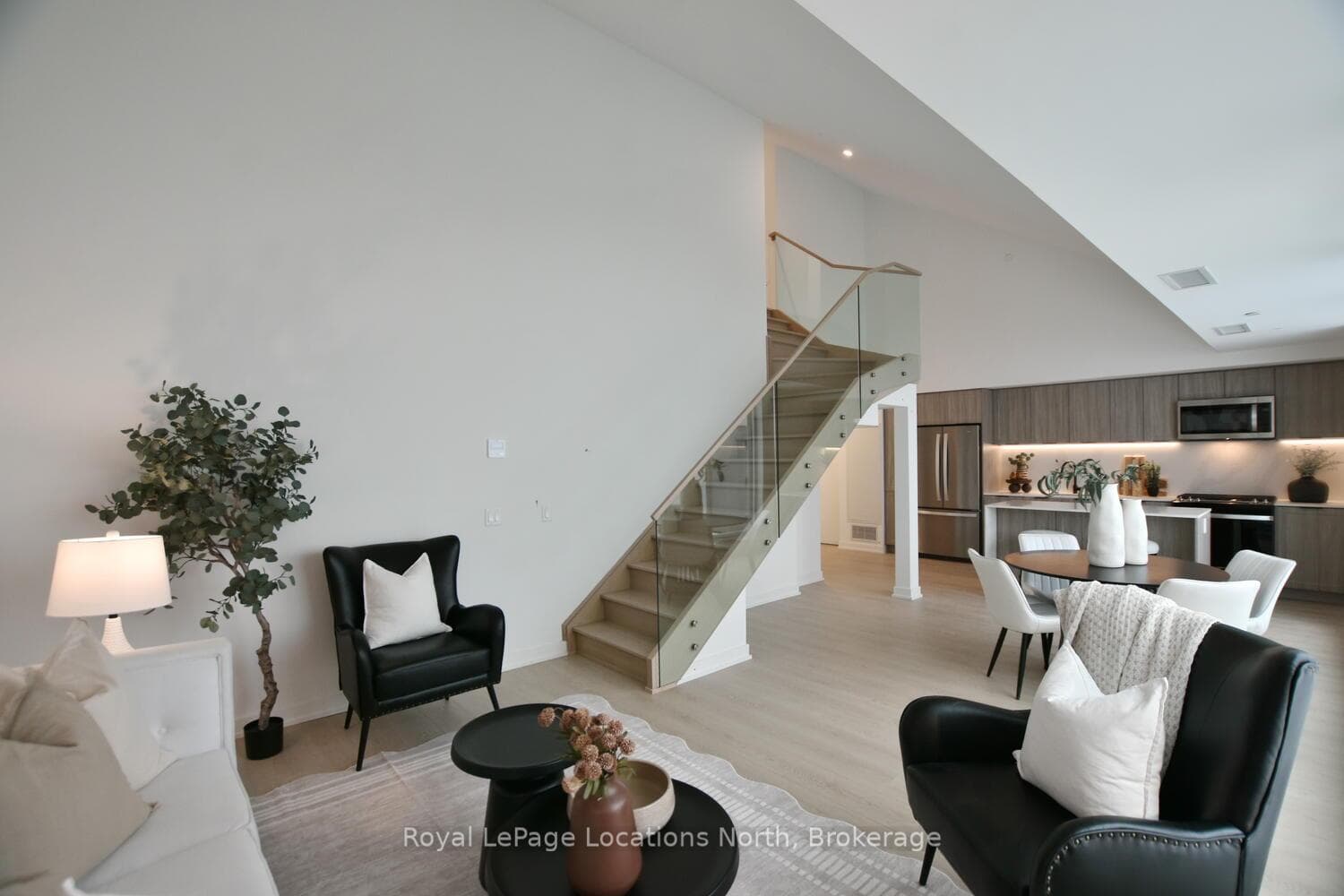 31 Huron Street Unit 603 photo 24