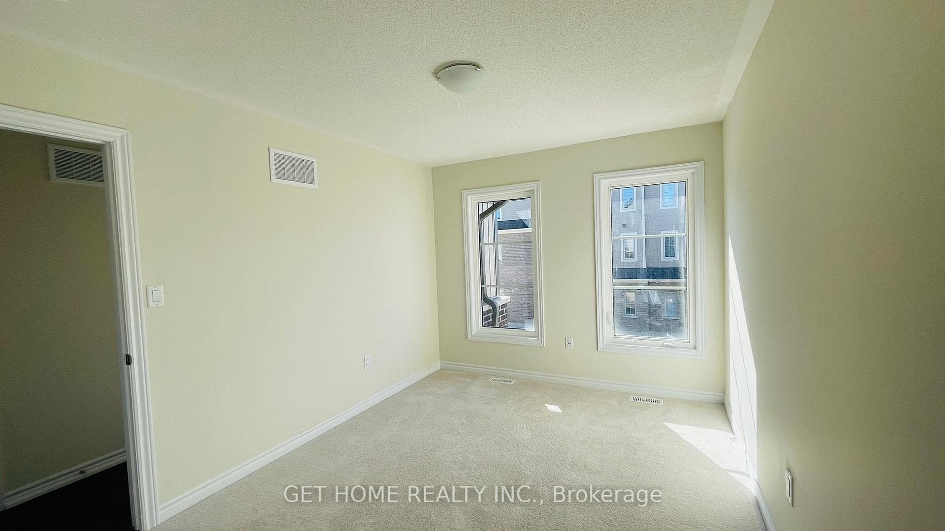 54 Senay Circle photo 17