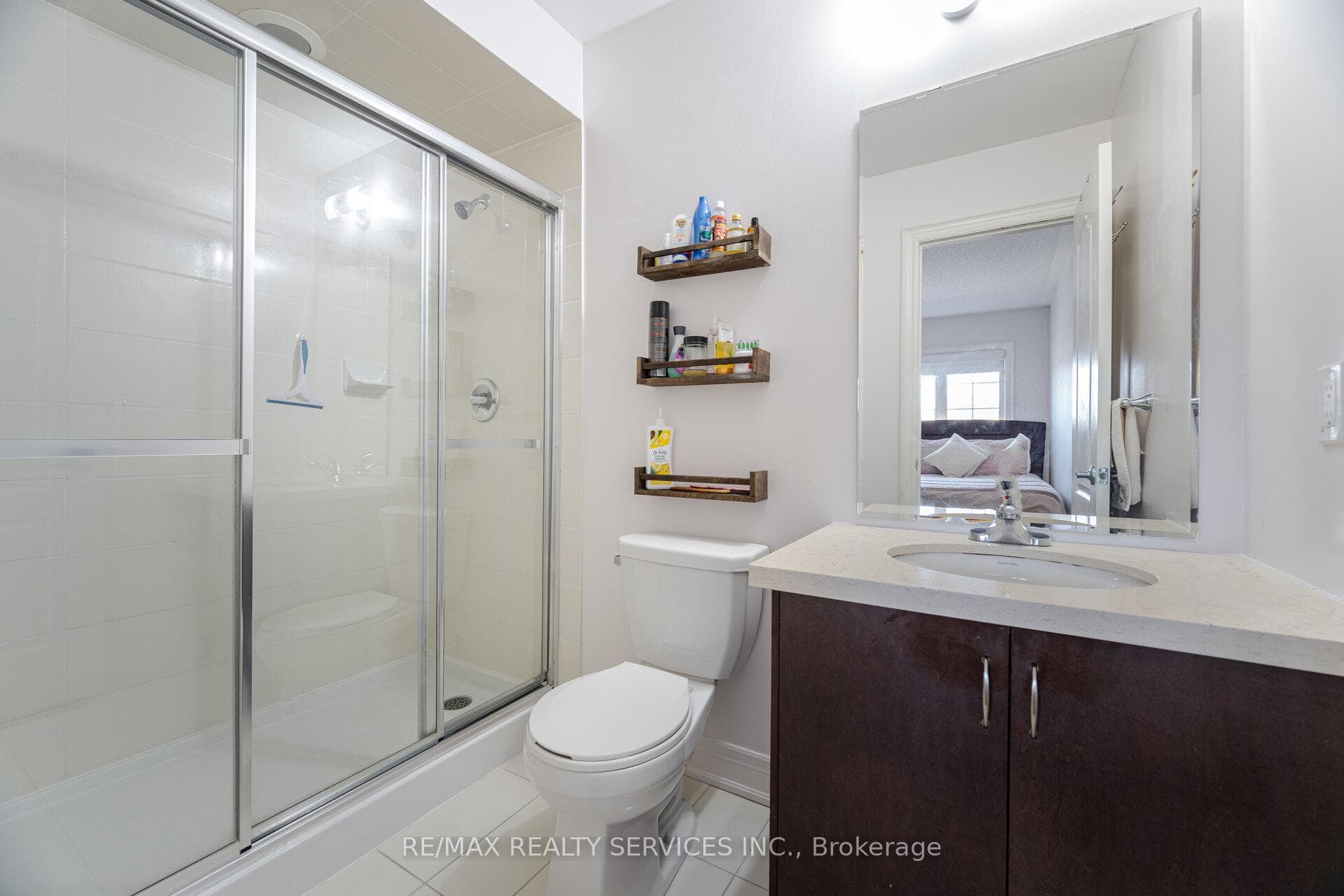 1 Brookwater Crescent photo 26