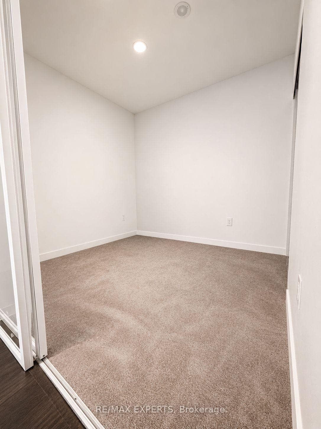 4010 Eglinton Avenue Unit 616 photo 15