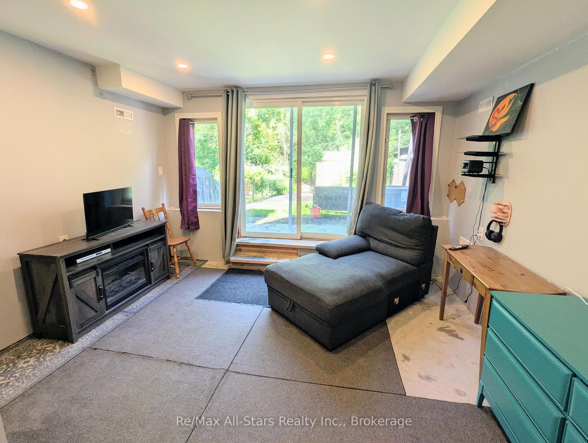 67 Brookside Street photo 16