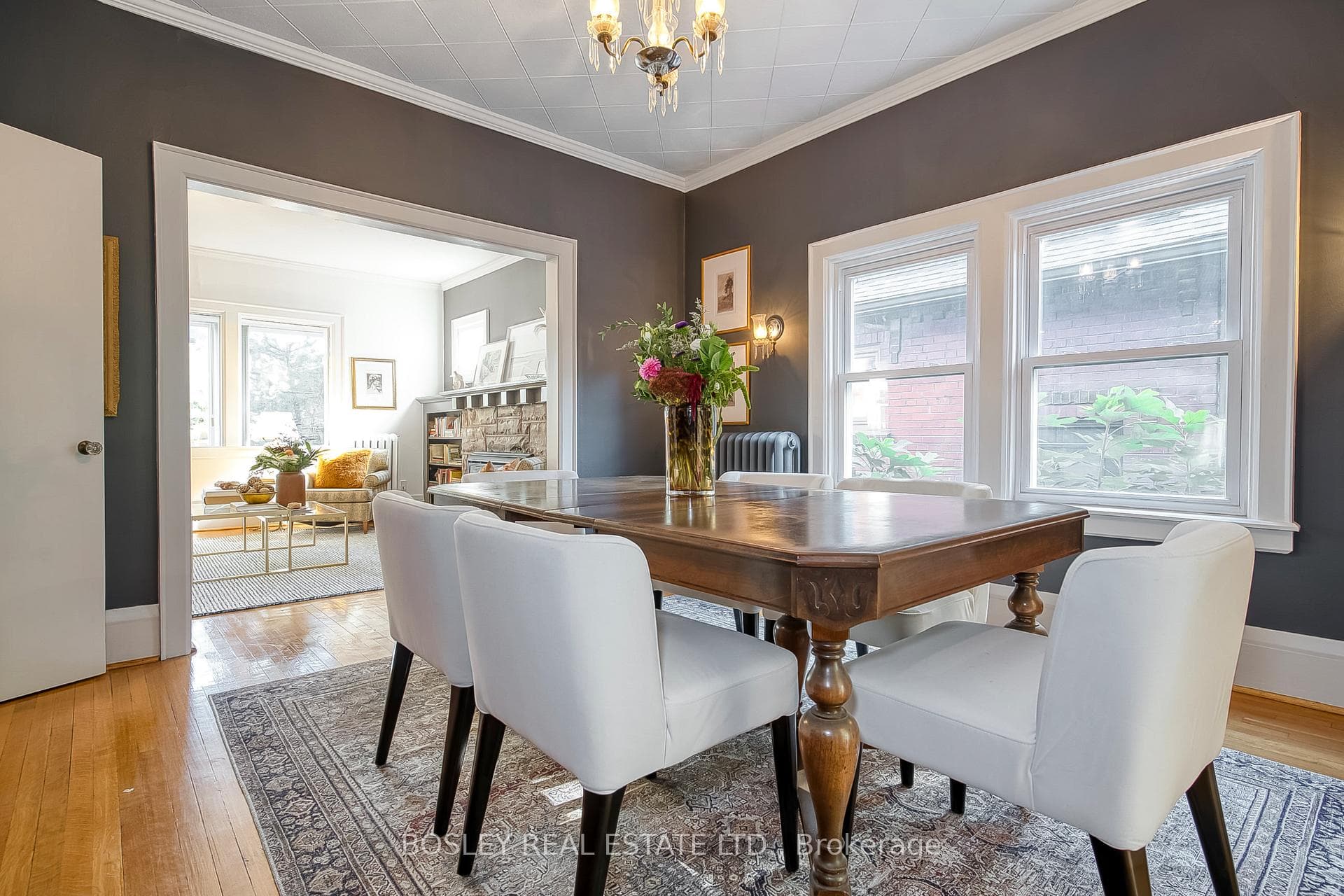 76 Evans Avenue photo 11