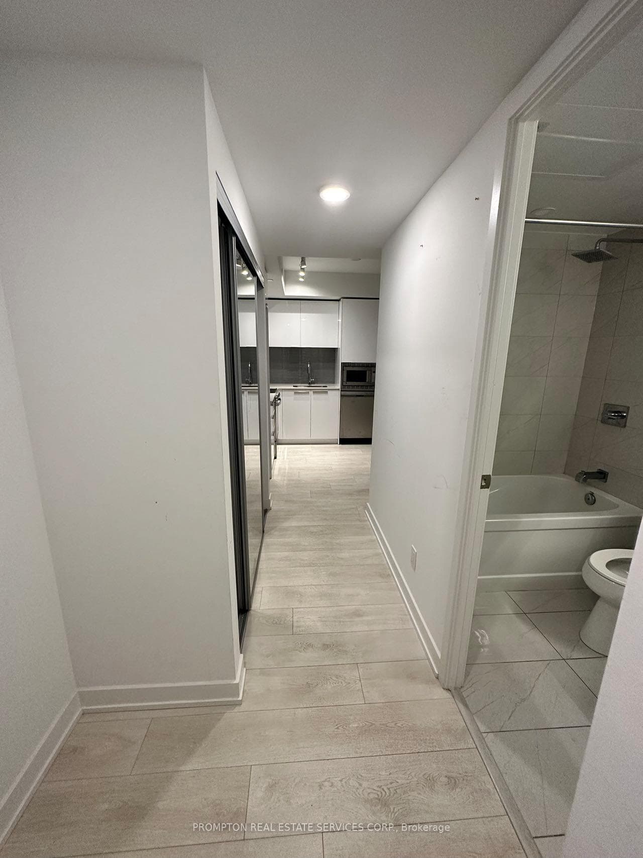 18 Maitland Terrace Unit 1503 photo 5