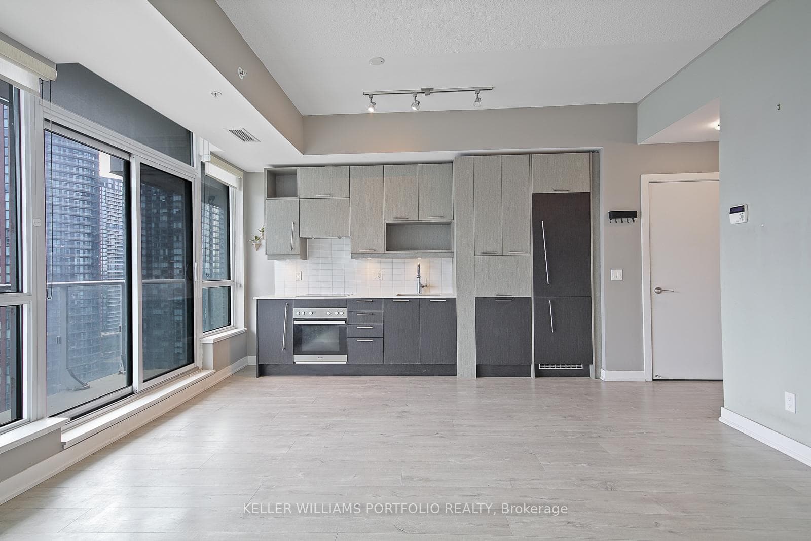 30 Nelson Street Unit 2605 photo 10