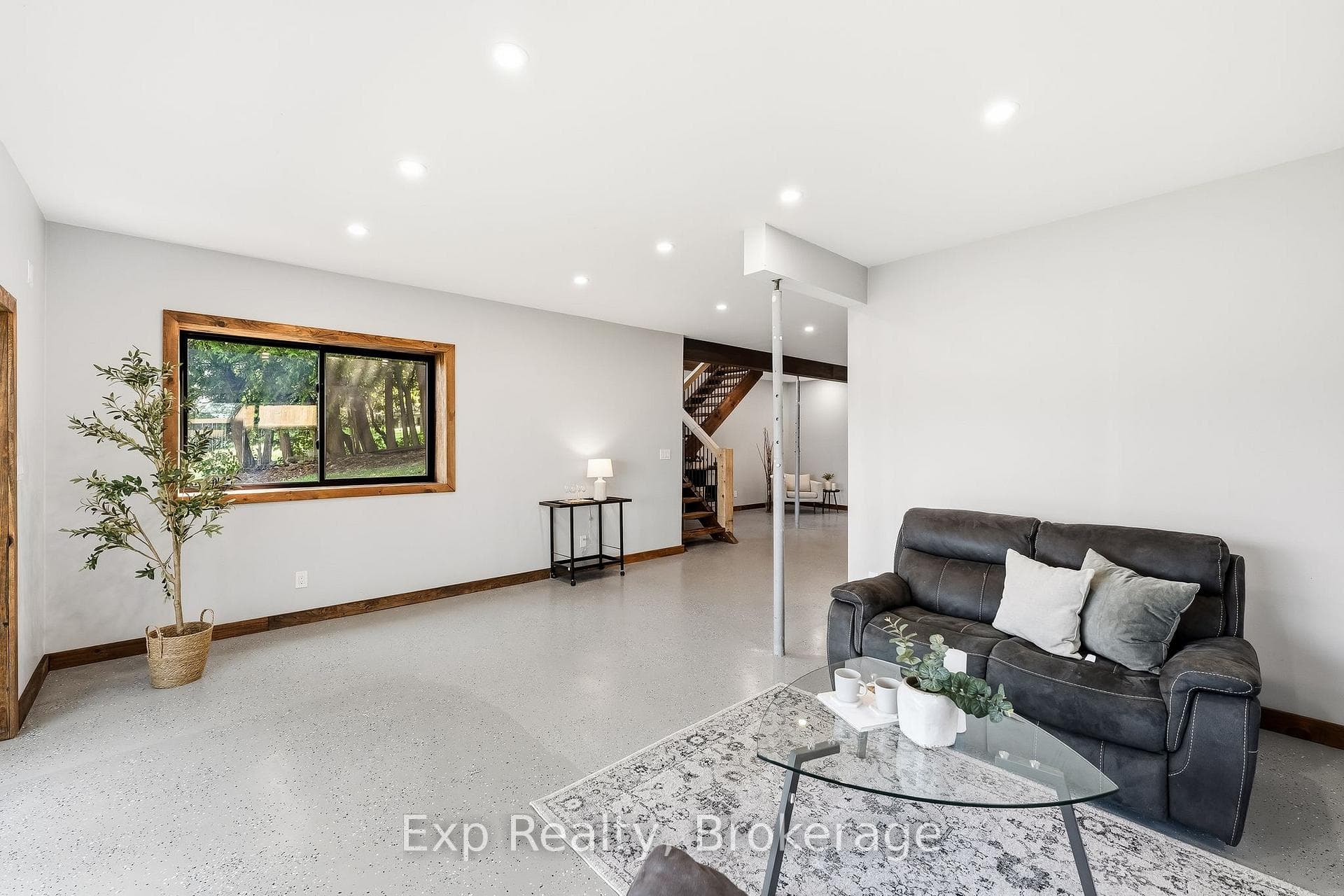 8745 Shearer Pt Road photo 32