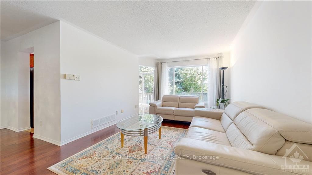 3 MCPEAKE Place photo 13