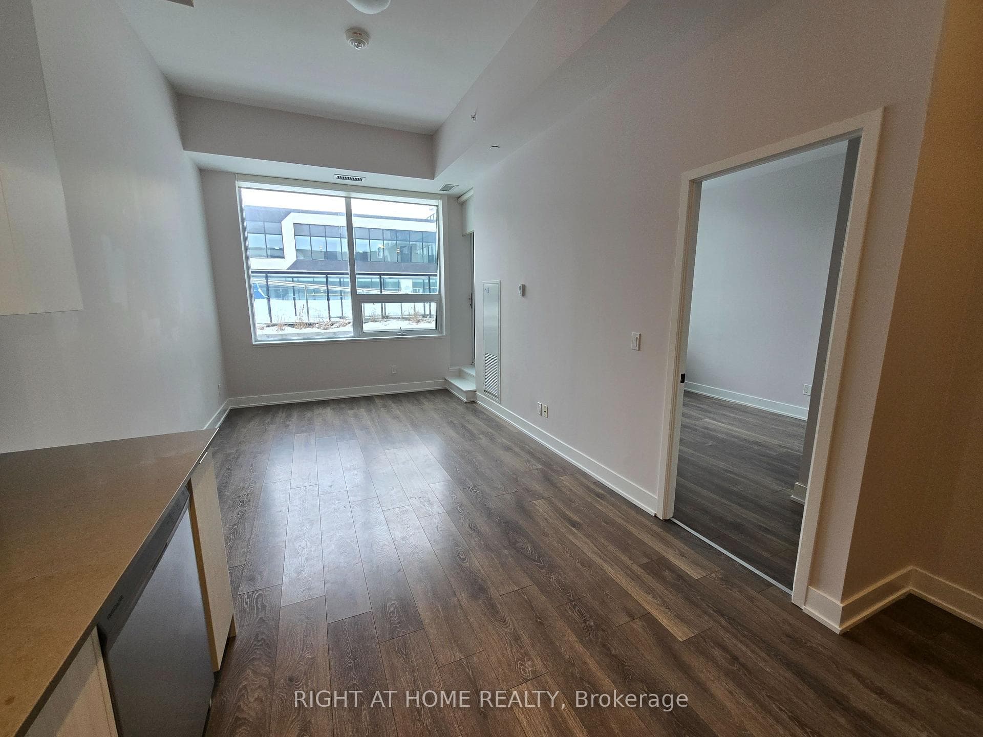 2485 Taunton Road Unit 354 photo 18