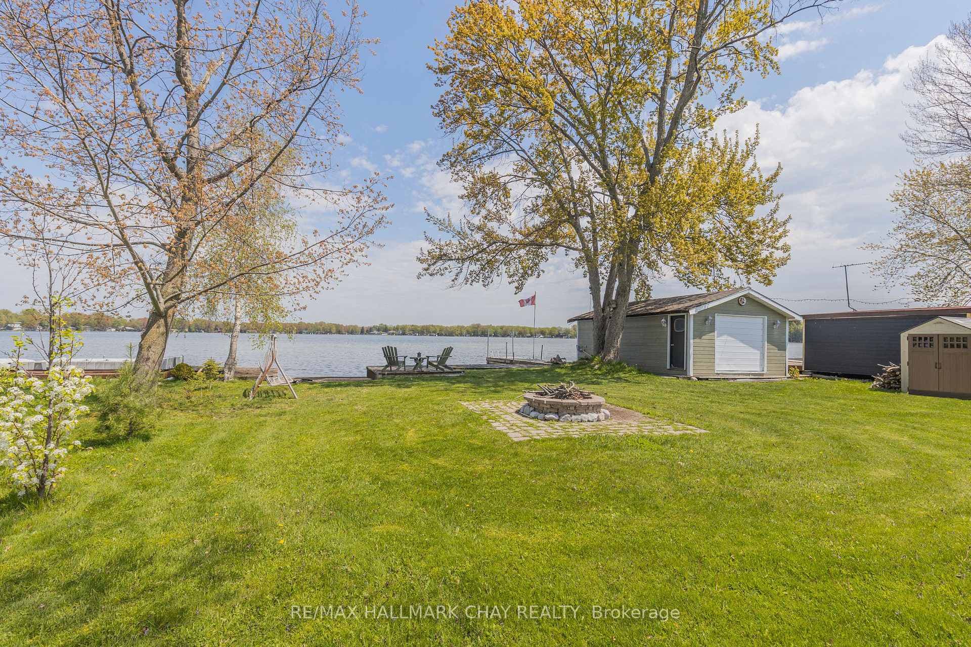 4123 Bayview Avenue photo 4
