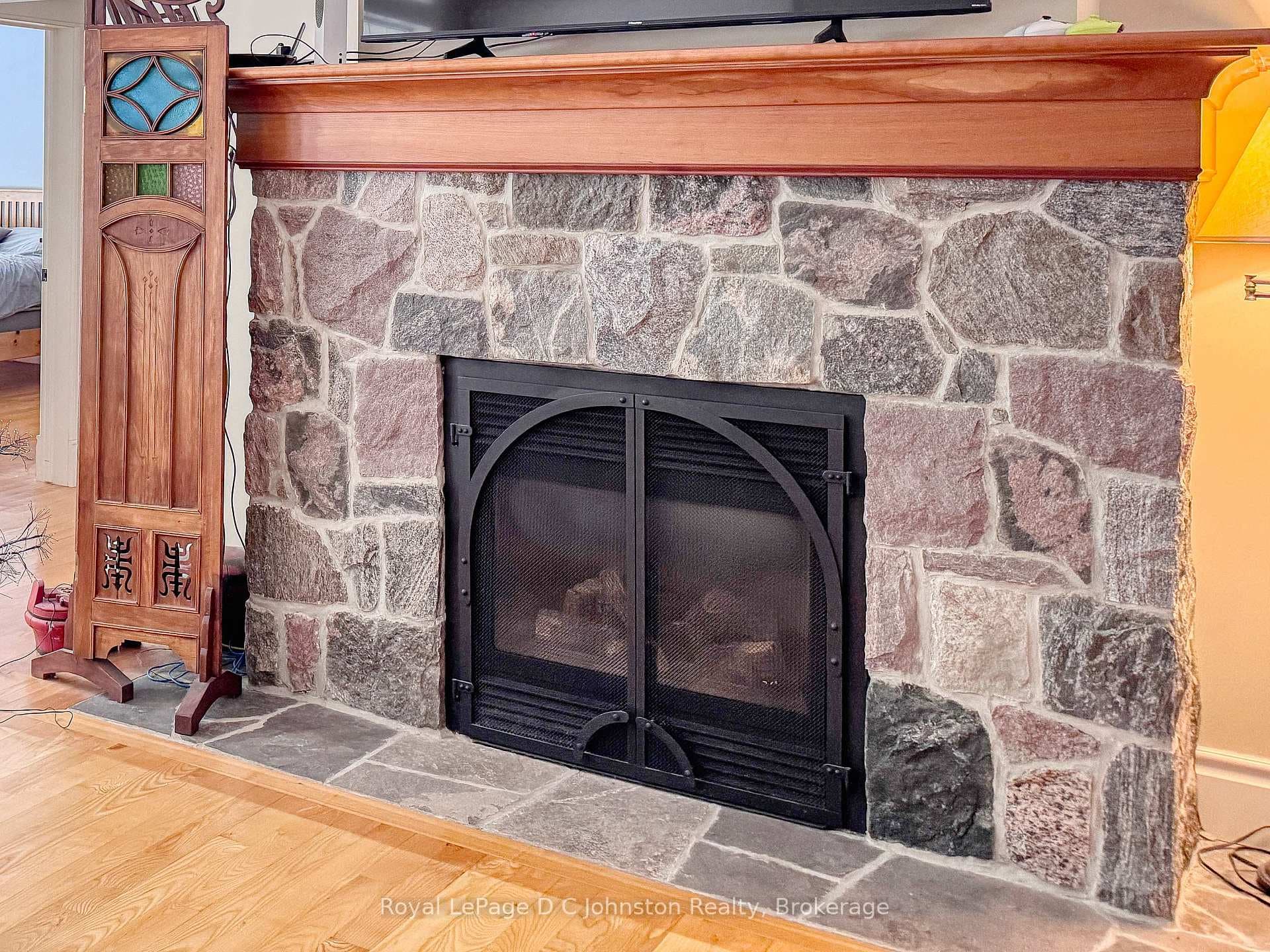 207 Beacon Lane photo 7