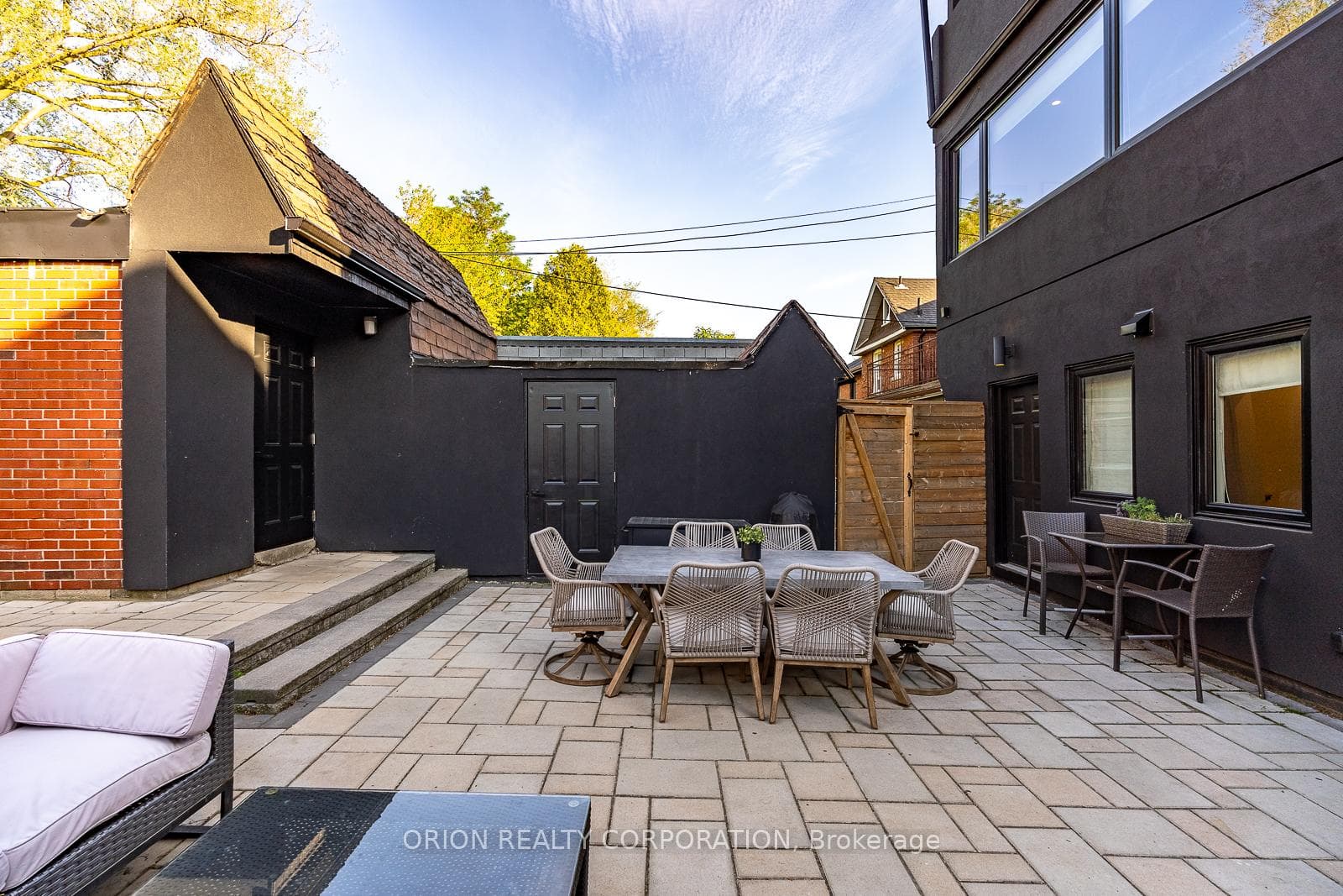 185 Glenholme Avenue photo 45