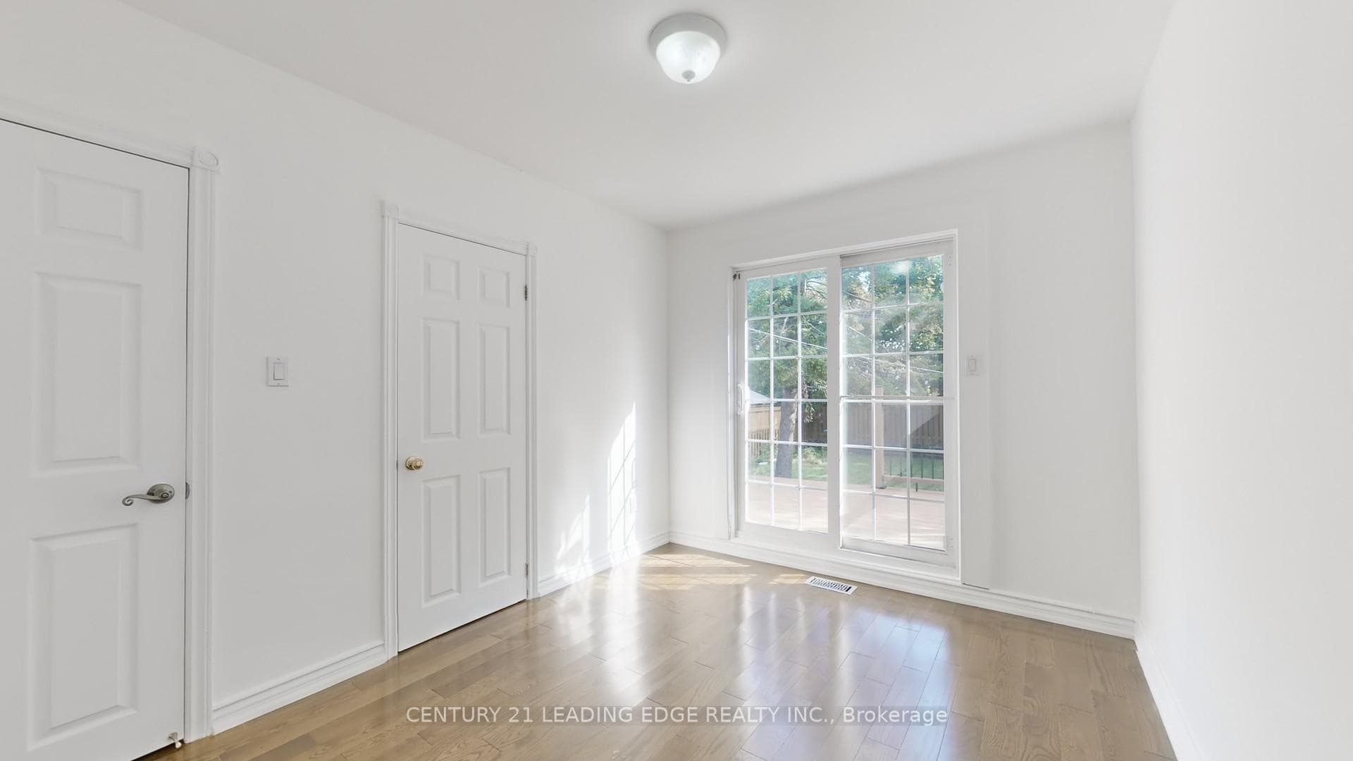 105 Gilroy Drive photo 23