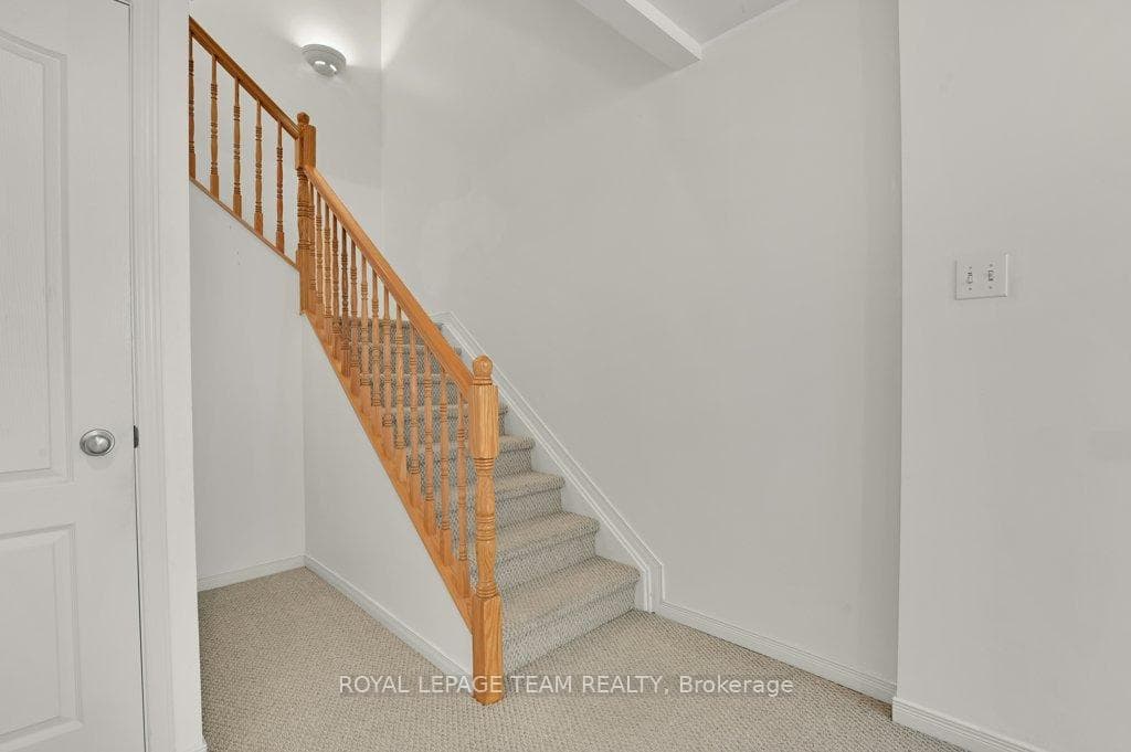 147 Sorento Street photo 25