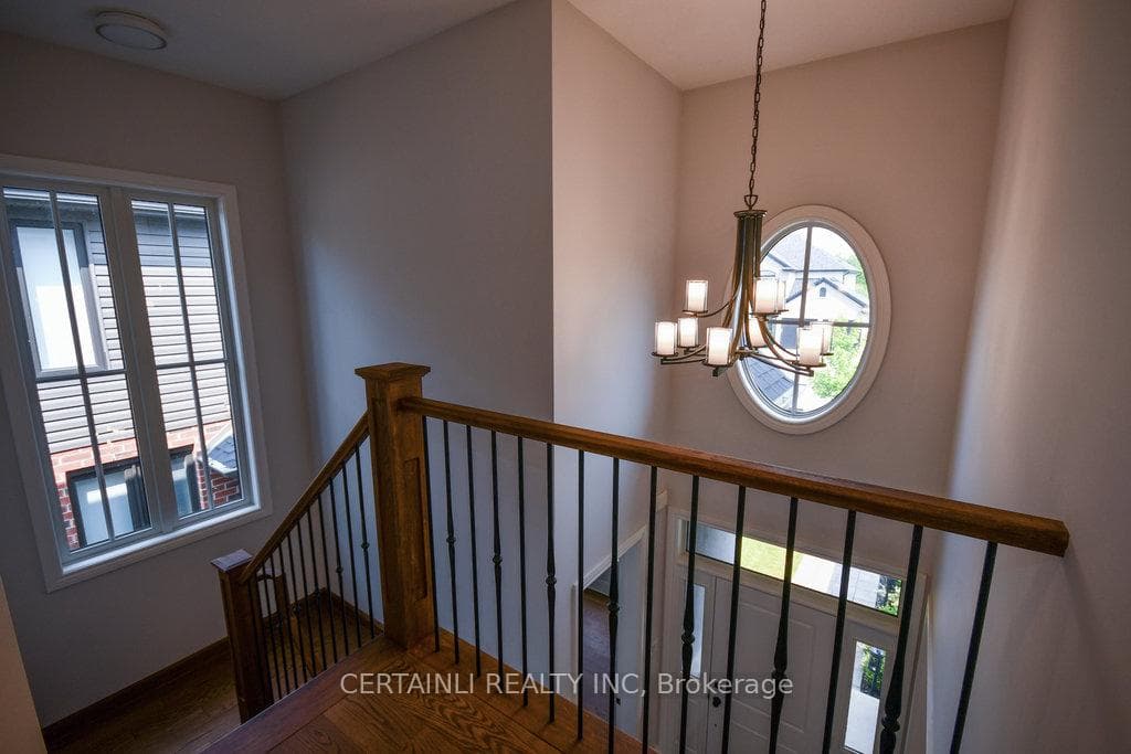 776 Zaifman Circle photo 18