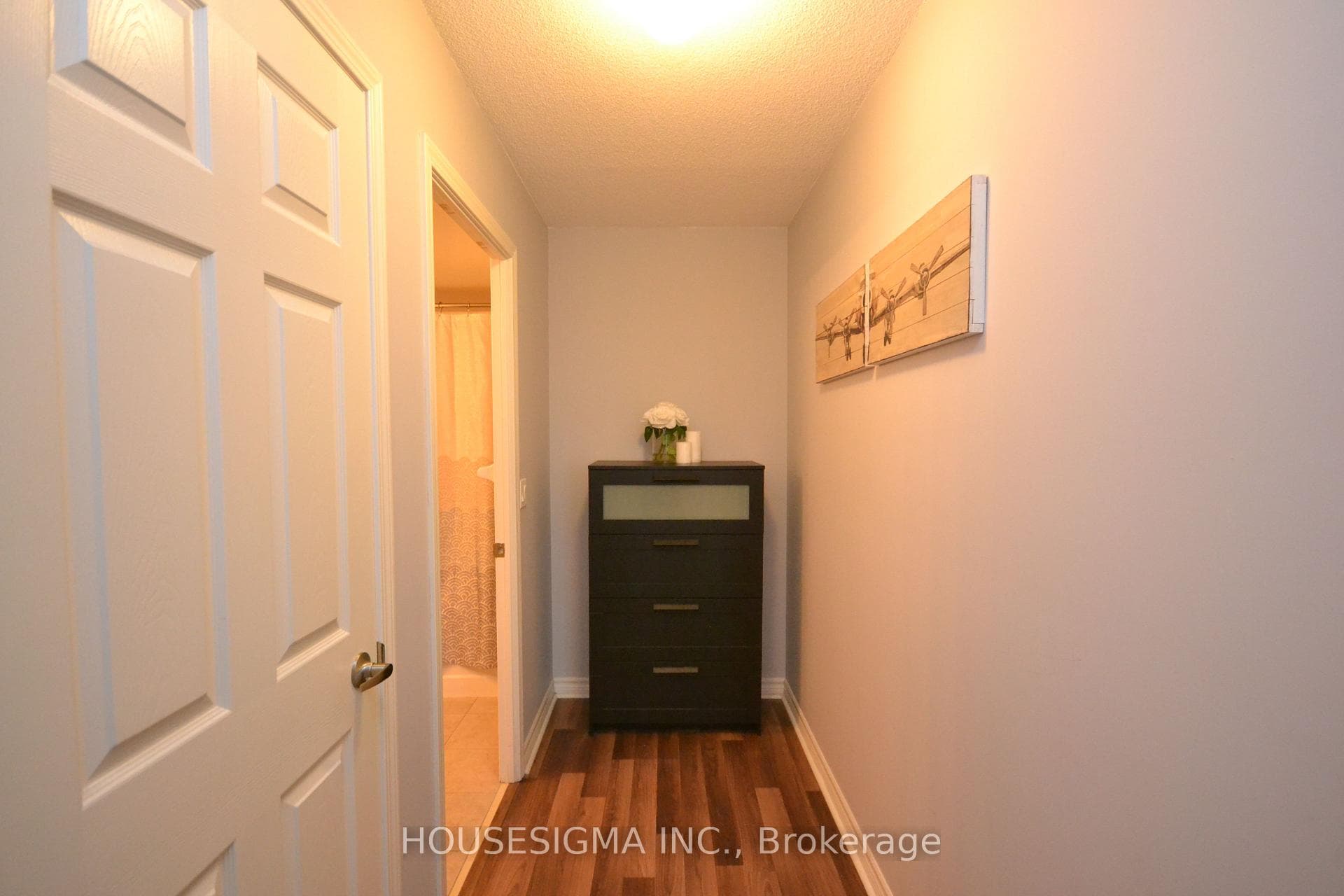 19 Grand Trunk Crescent Unit 1507 photo 7