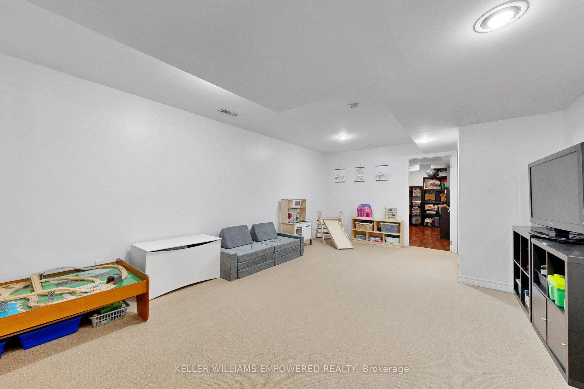 190 Harding Boulevard Unit 26 photo 33