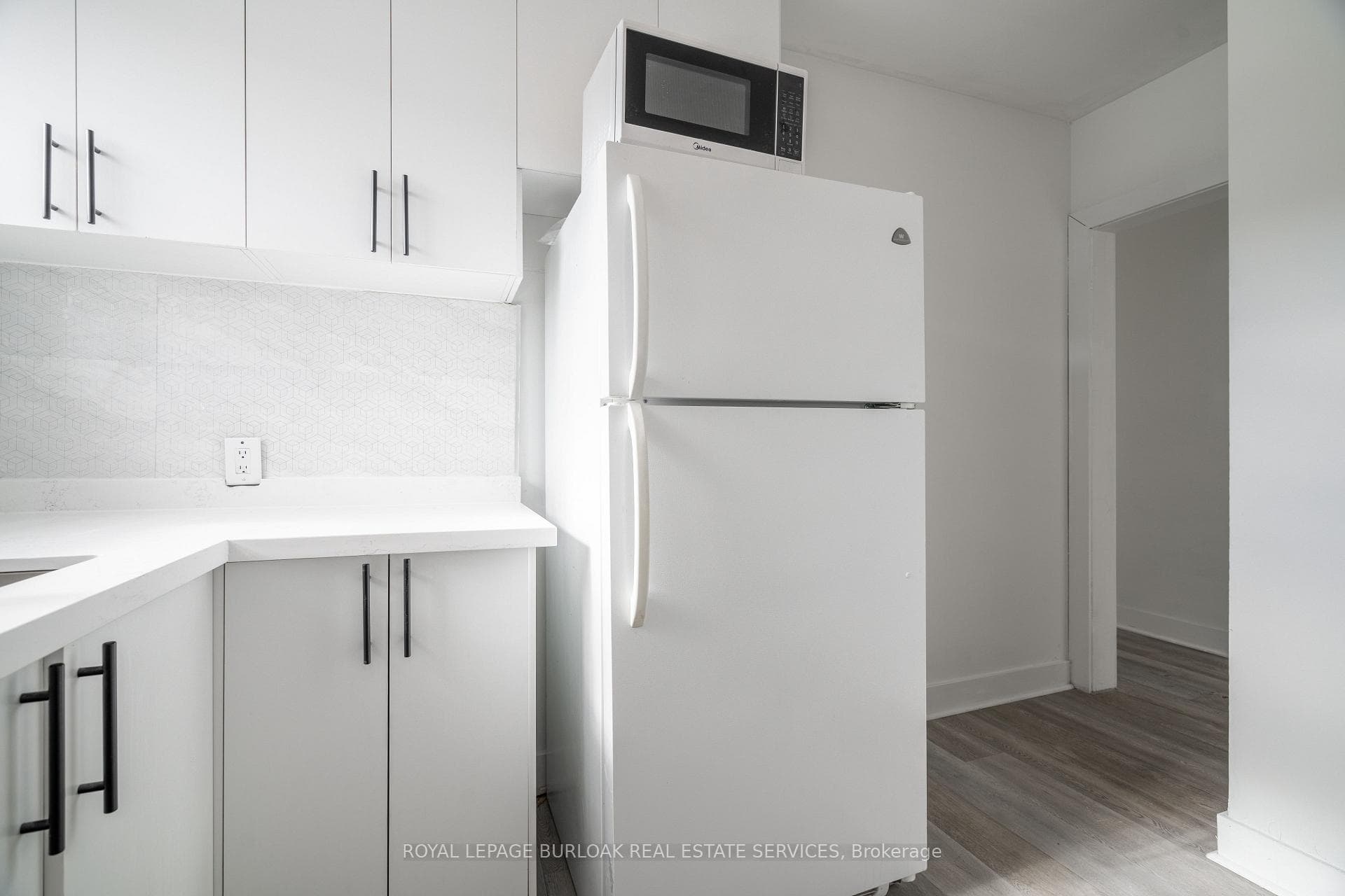 169 Park Row Unit 6 photo 8