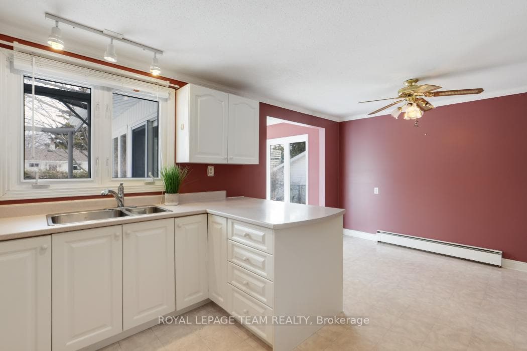 15 Overlake Drive photo 11