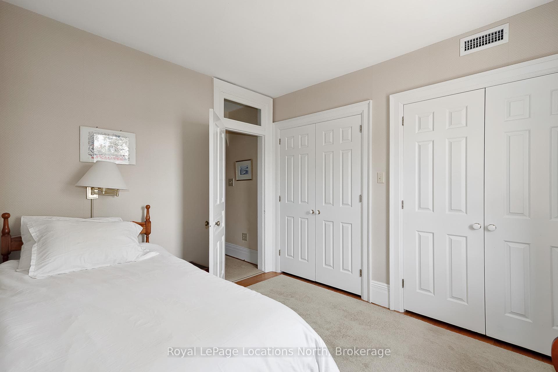 284 Maple Street photo 29