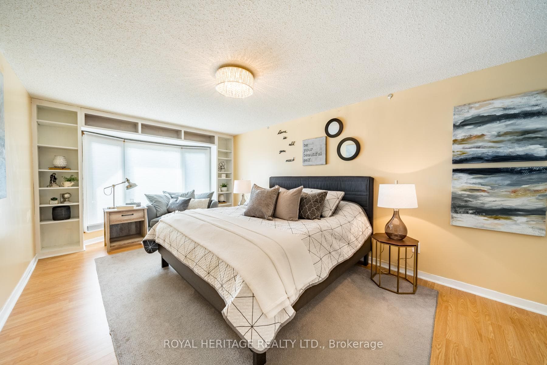10 Mowat Court photo 22