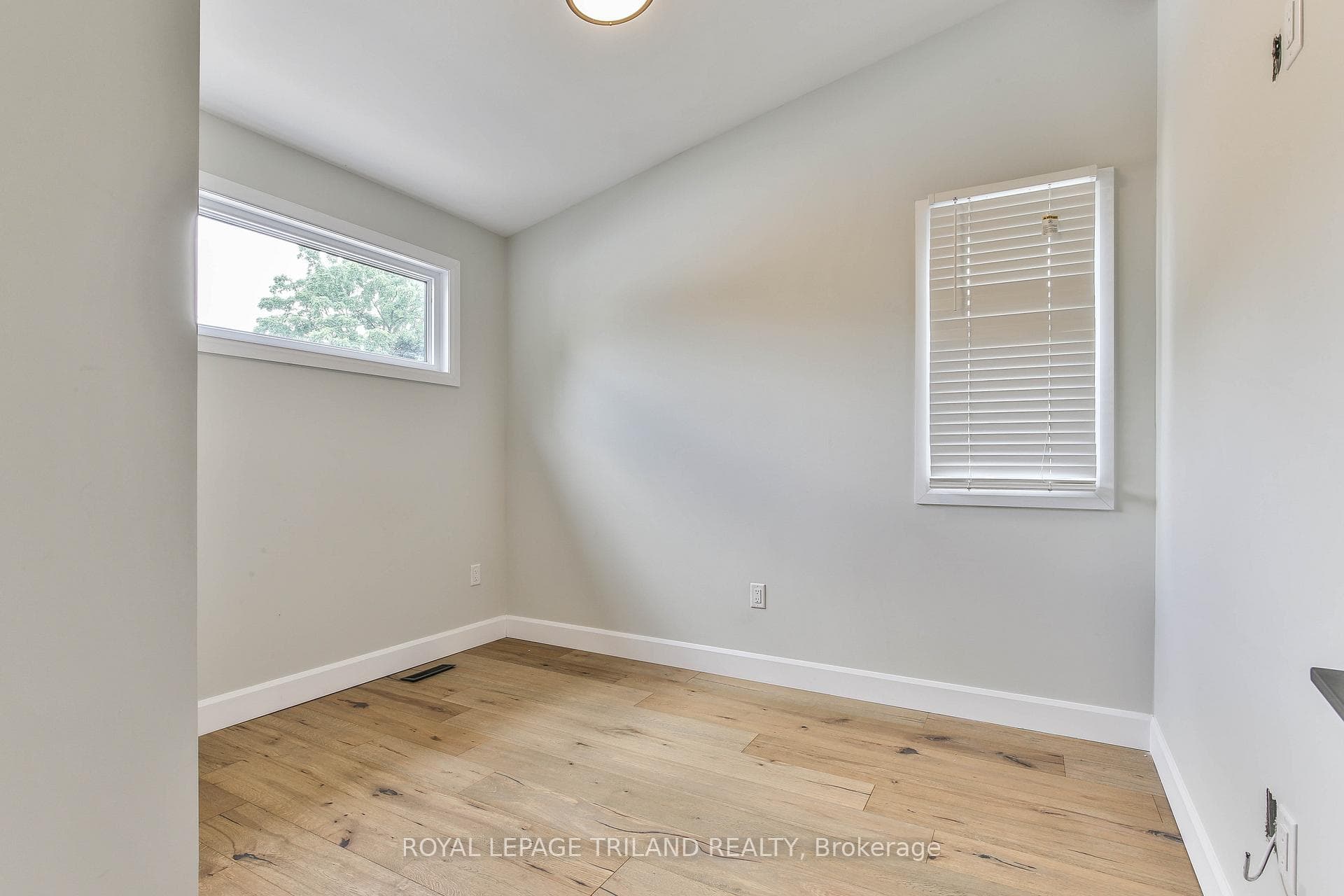 14 LUNDY Lane photo 23