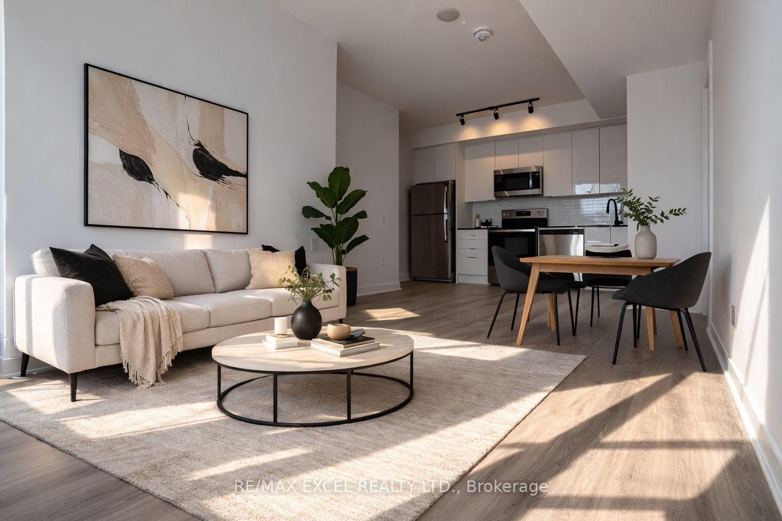 Living and Dining with Staging