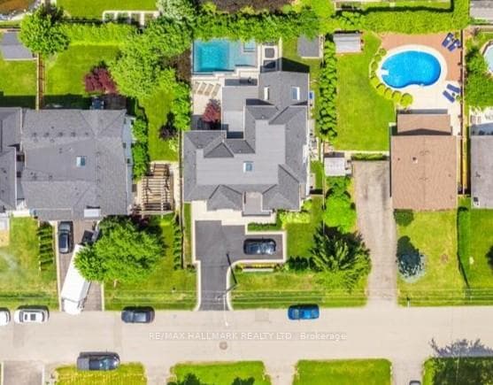 Surrounded by multi-million $$$ homes