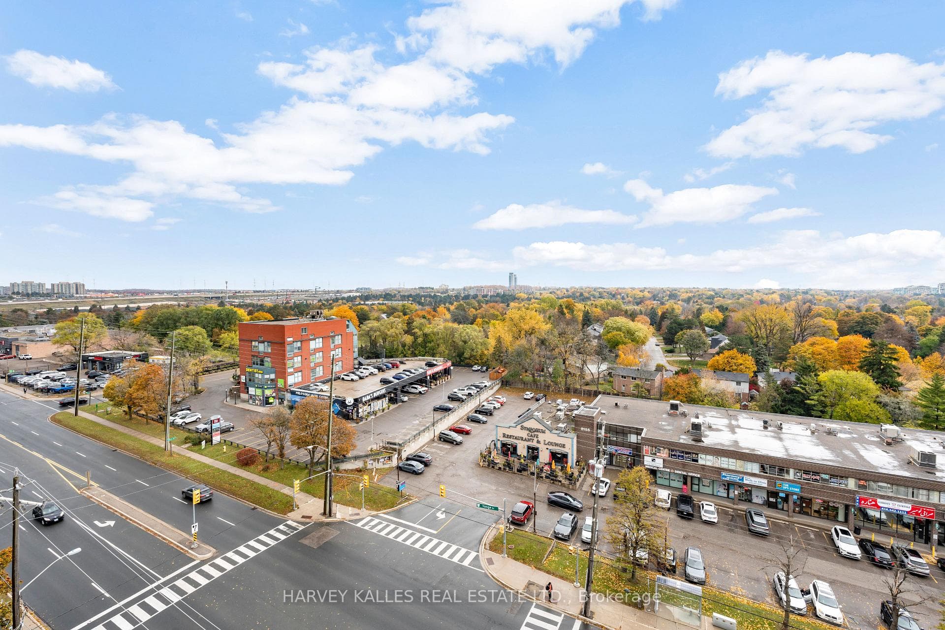8188 Yonge Street Unit 911 photo 31
