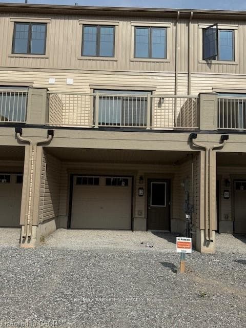12 Lilac Lane photo 1