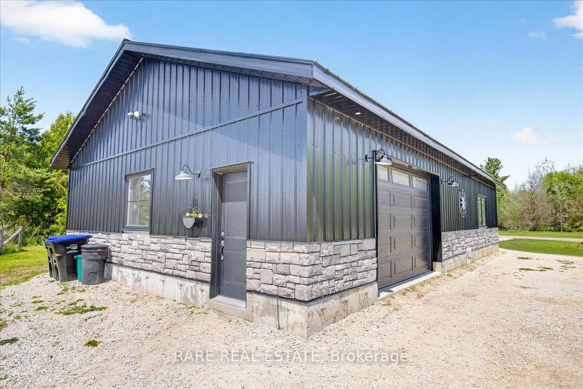 31 CREEMORE Avenue photo 41