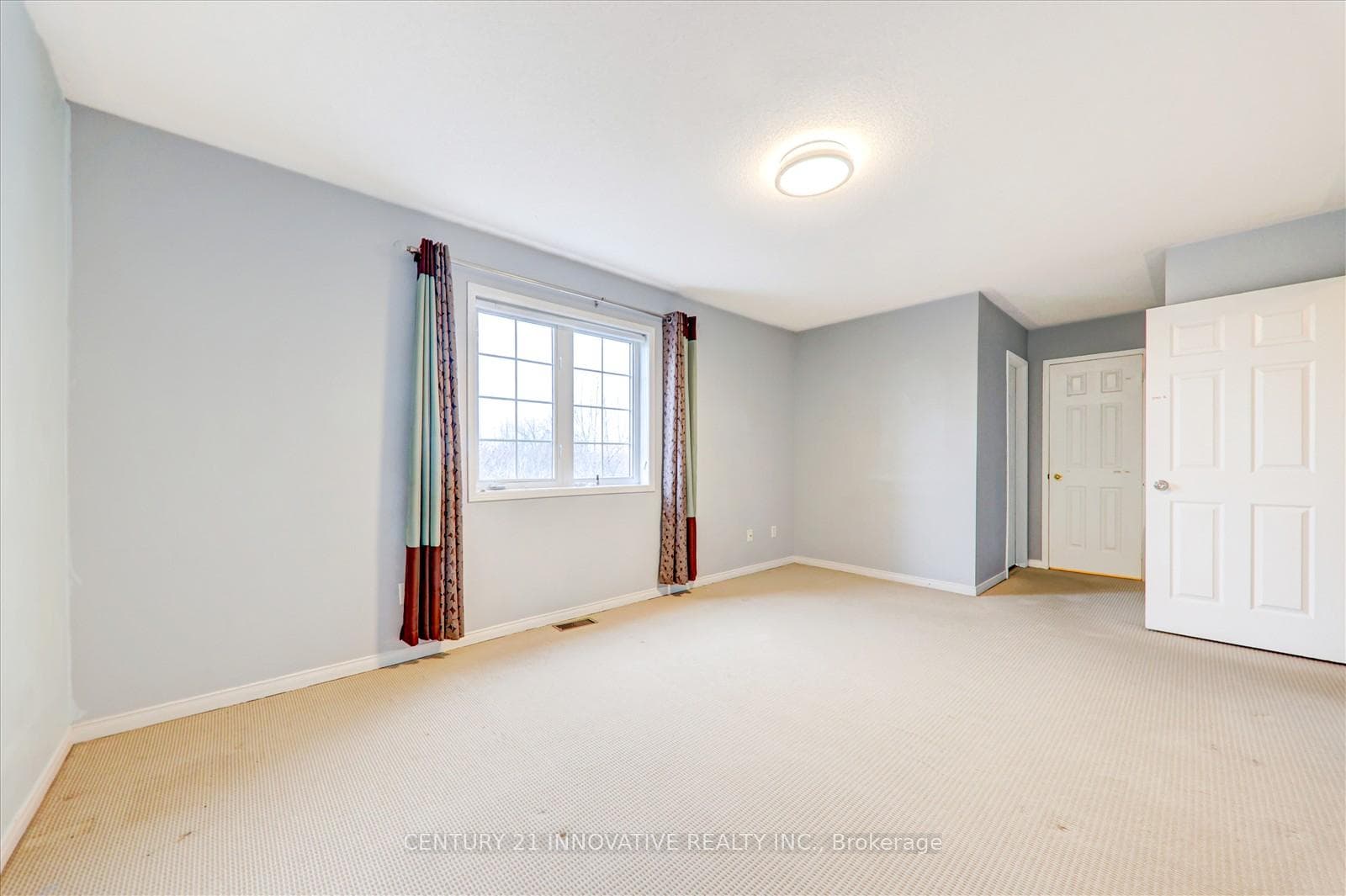 53 Angier Crescent photo 22