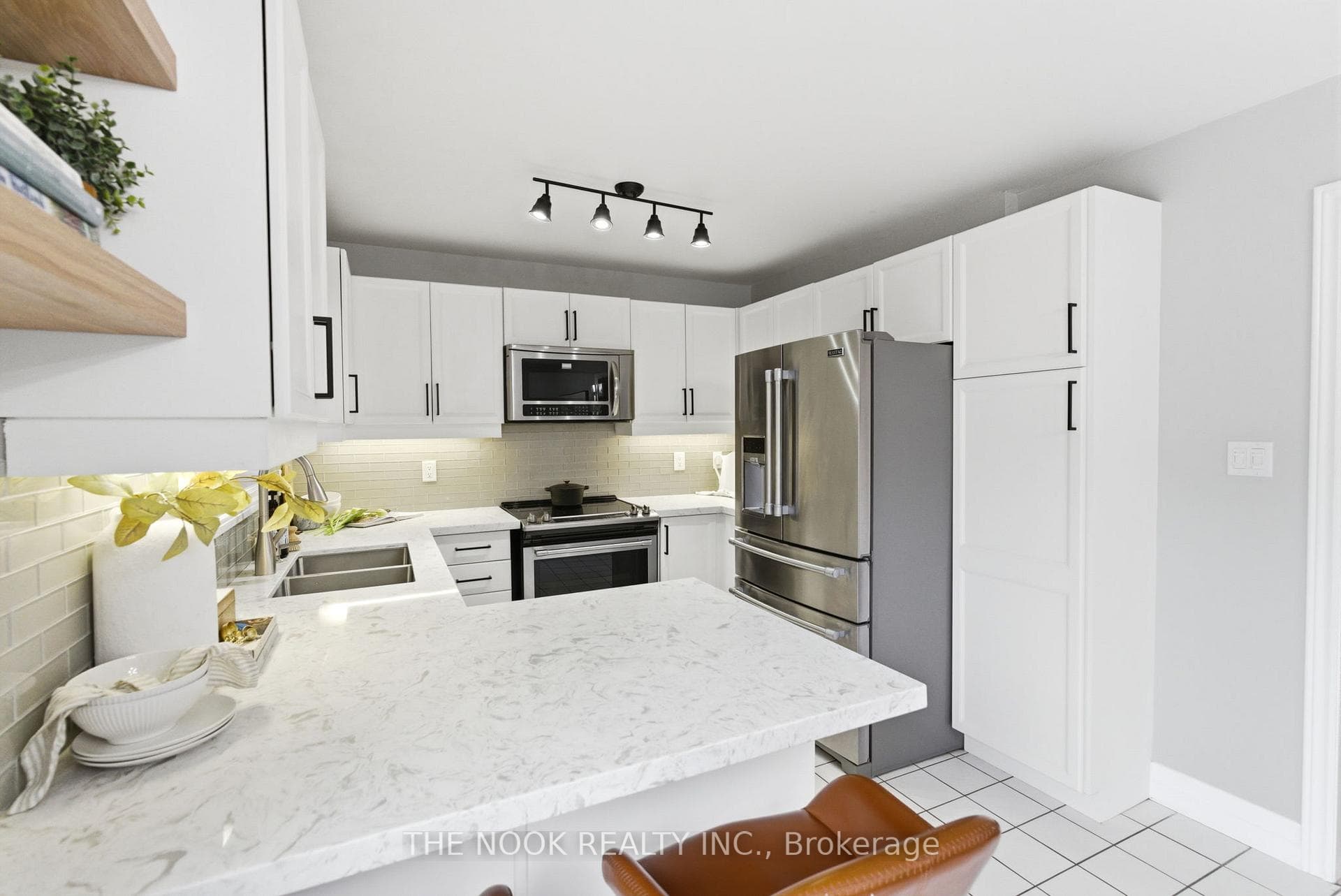 89 Huntington Crescent photo 12