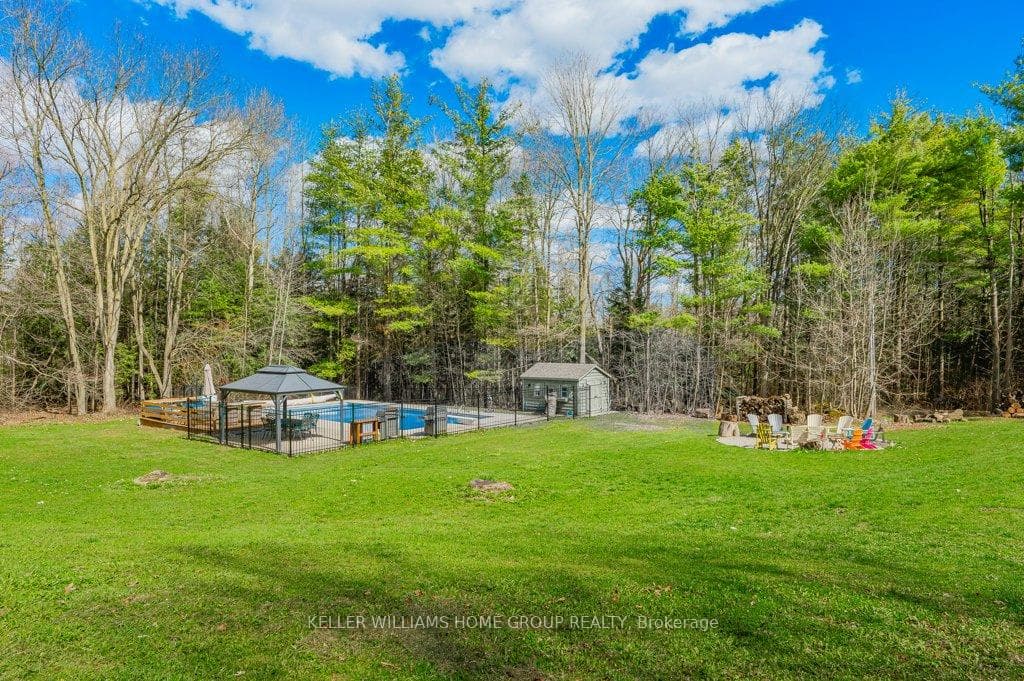 4098 Darkwood Road photo 23