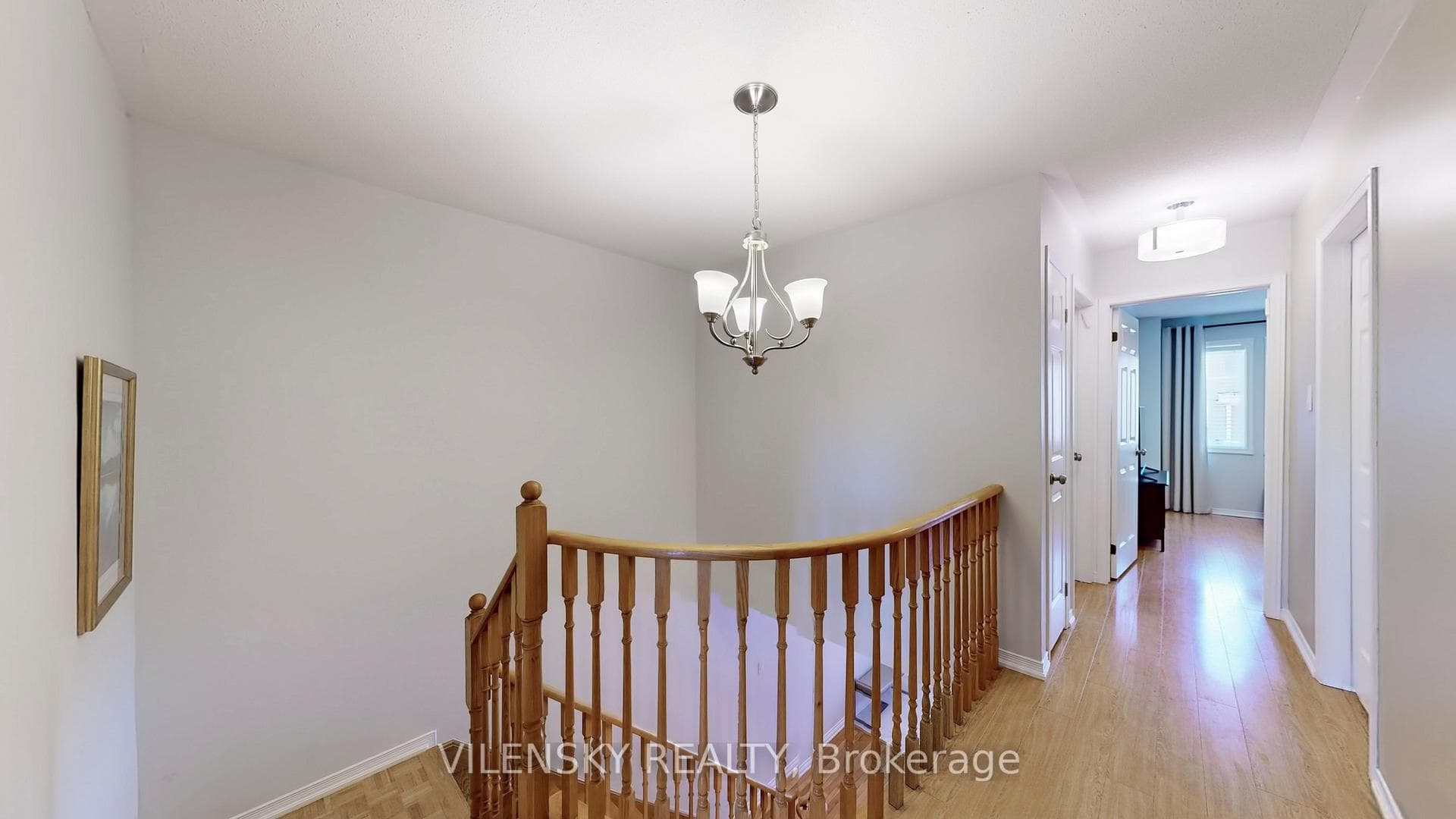 101 Foxfield Crescent photo 15