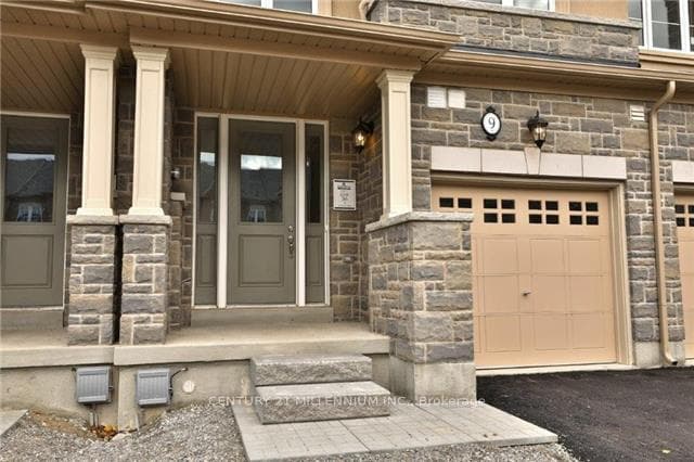 9 Talence Drive photo 2