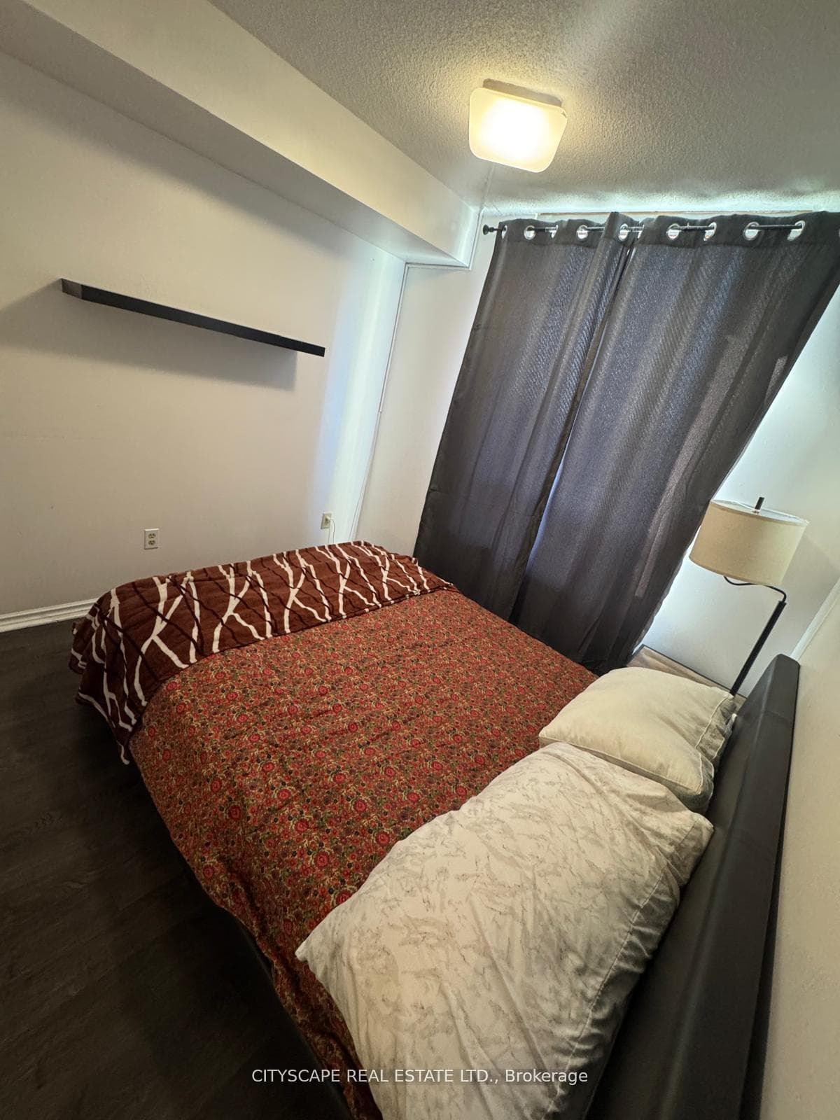 285 Enfield Place Unit 706 photo 13