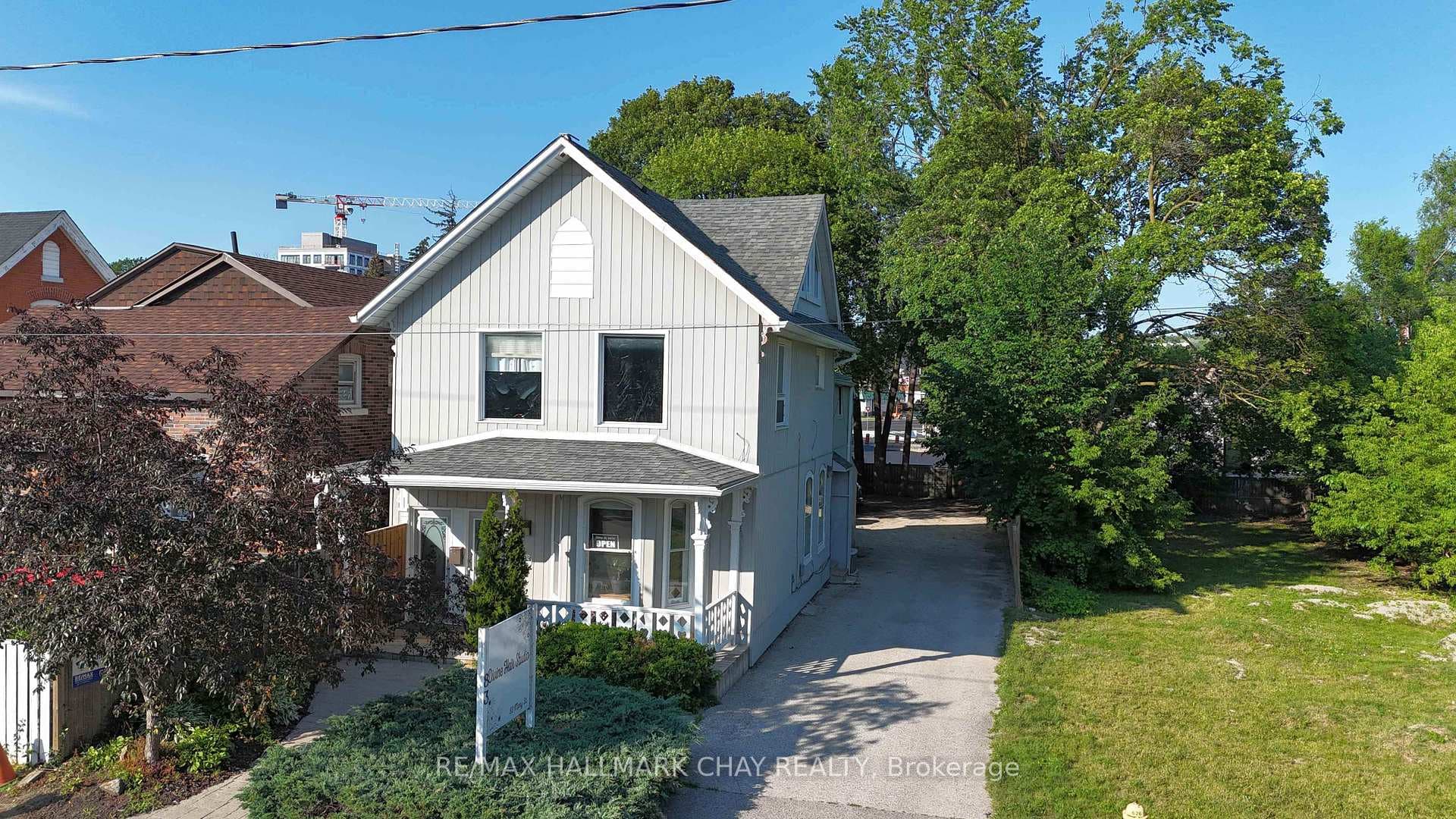 83 Mary Street photo 16