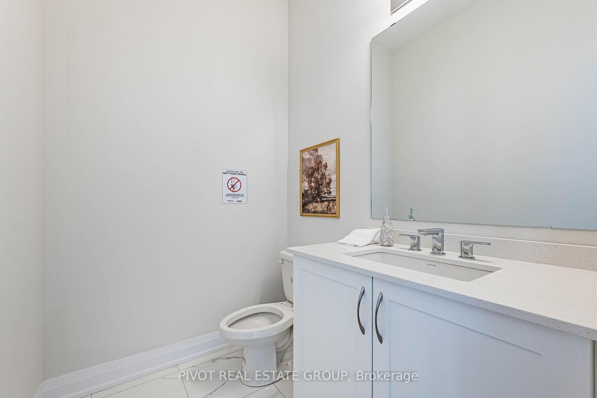 10 Herbert Avenue photo 12