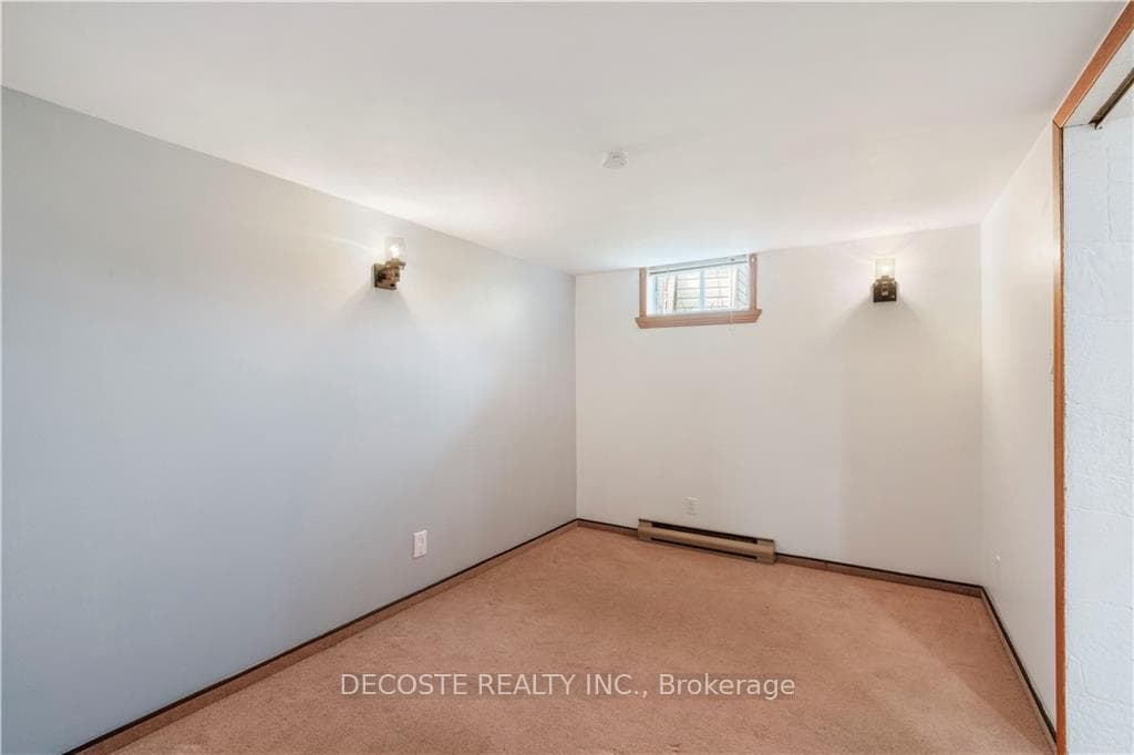 93 ST GEORGE Street photo 22
