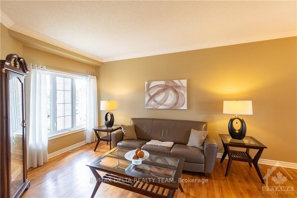 900 GOSNELL Terrace photo 4