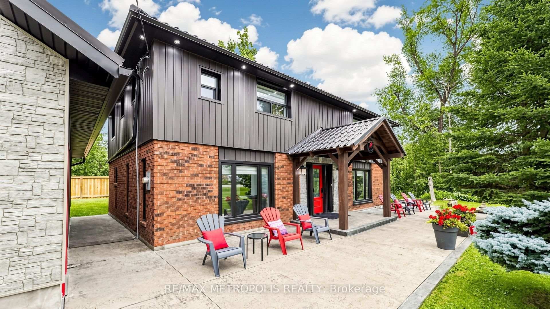 2739 IRETON Street photo 1