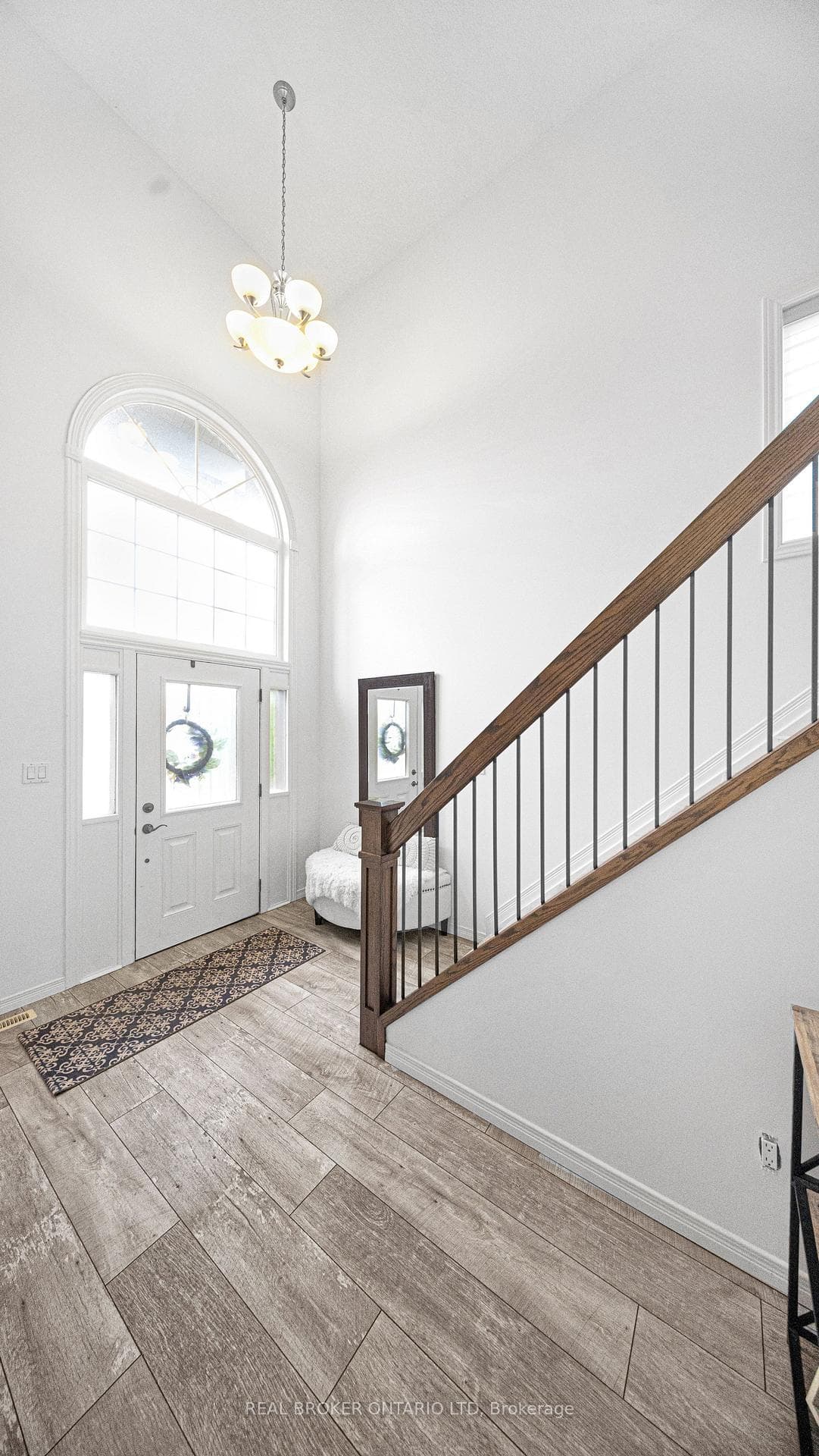 949 Blythwood Road photo 4