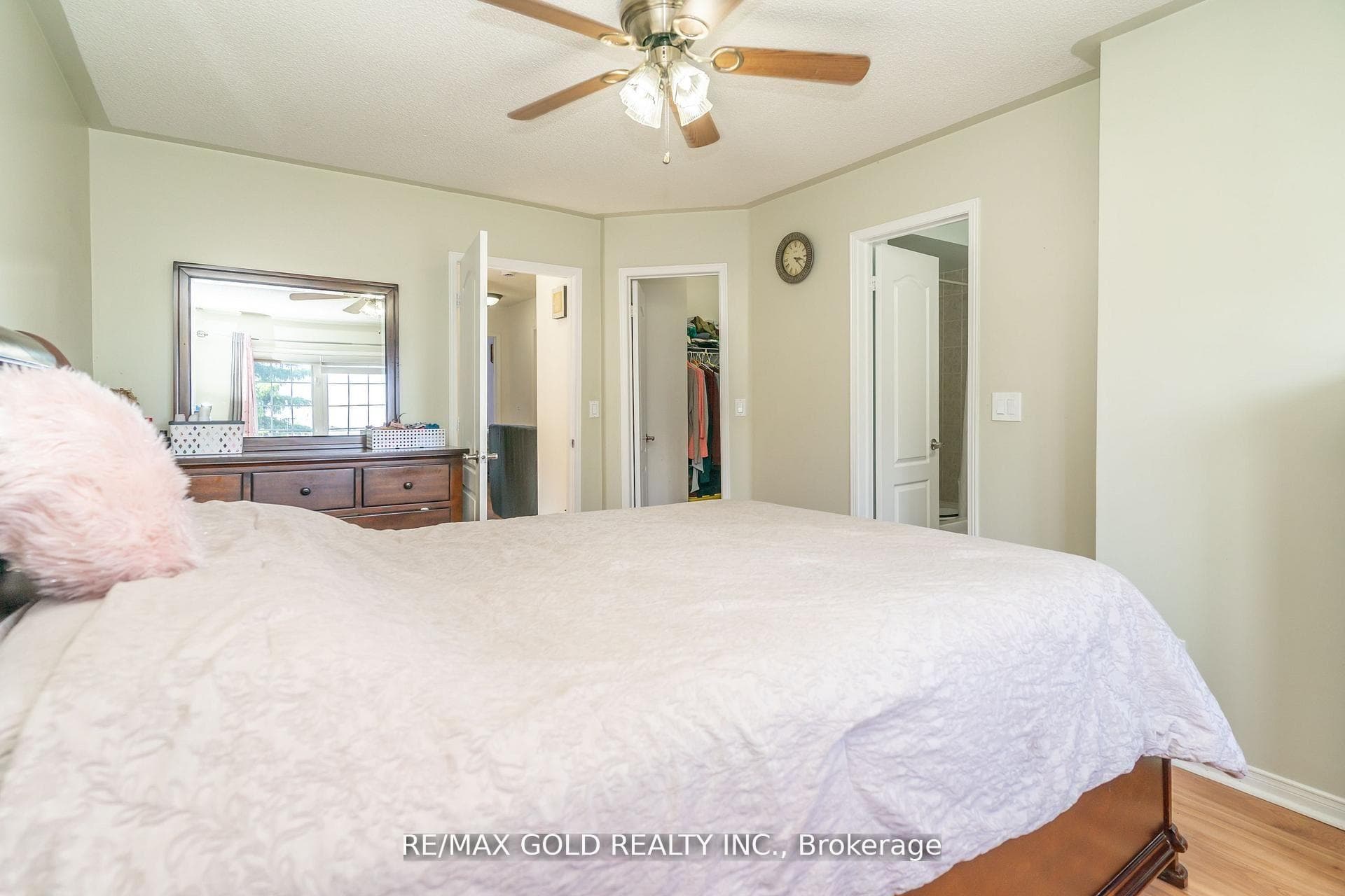 32 Rubysilver Drive photo 20