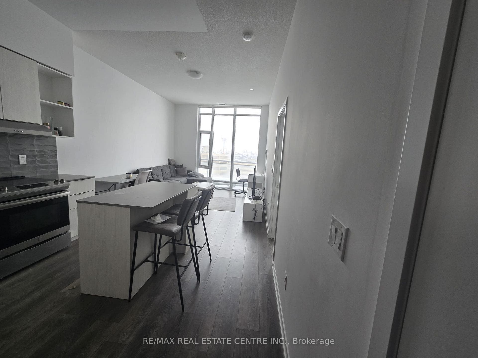2520 Eglinton Avenue Unit 403 photo 13